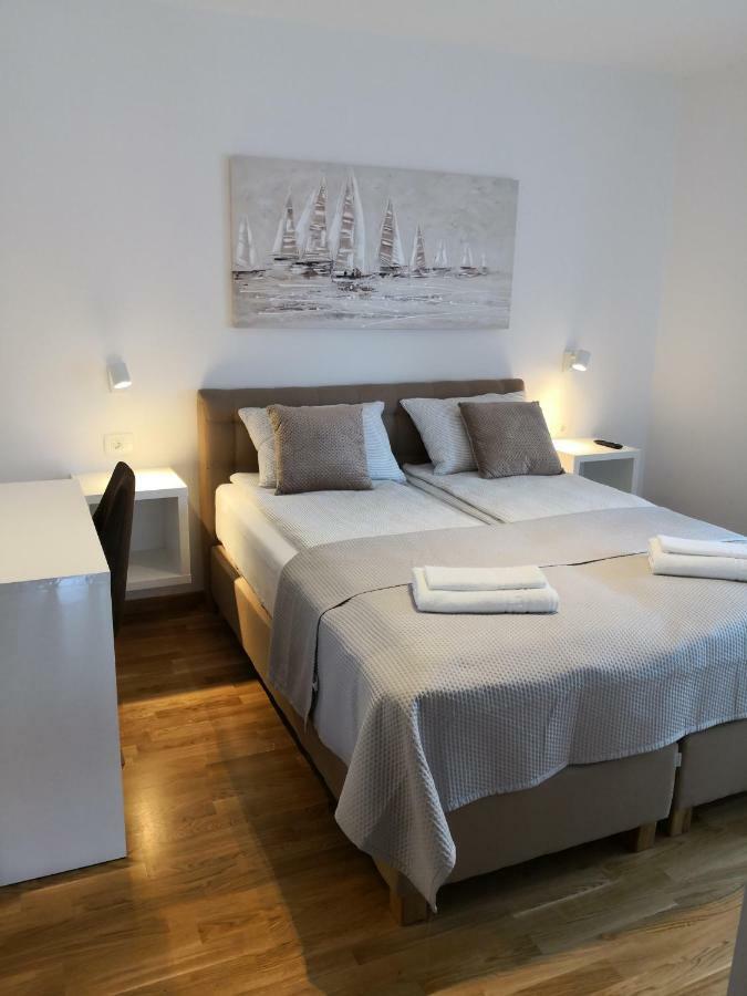 Accommodation Plitvice Korenica Buitenkant foto